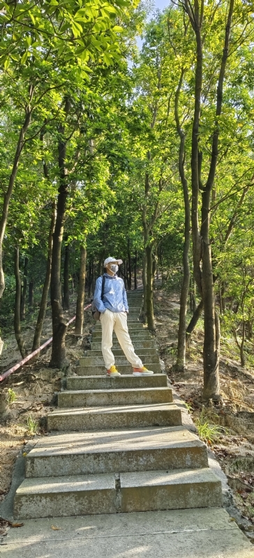 书衣的第三张照片--周口相亲服务中心